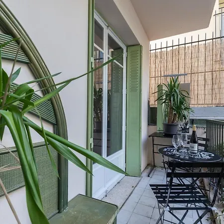 Beau 3 Pieces, 7 Pers, 2 Terrasses, Centre, Calme, Securite * ניס