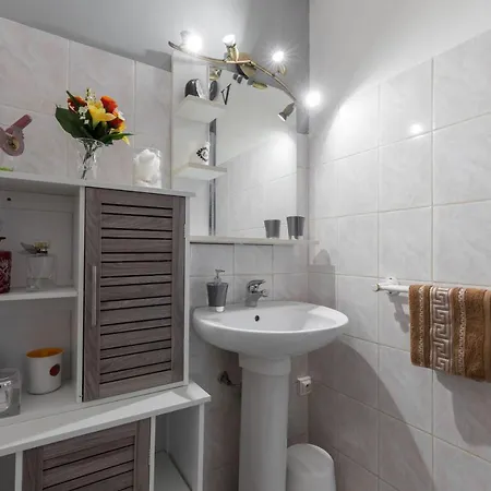 Beau 3 Pieces, 7 Pers, 2 Terrasses, Centre, Calme, Securite Νίκαια