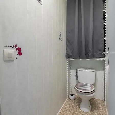 Beau 3 Pieces, 7 Pers, 2 Terrasses, Centre, Calme, Securite Апартаменты *